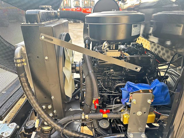 Wolf - 2025 - mini 780 tt - wiellader - afbeelding 24 van  58