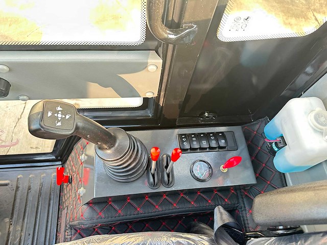 Wolf - 2025 - mini 780 tt - wiellader - afbeelding 36 van  58