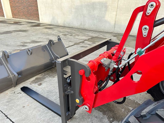 Wolf - 2025 - mini 780h - wiellader - afbeelding 5 van  47