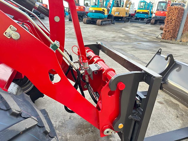 Wolf - 2025 - mini 780h - wiellader - afbeelding 6 van  47