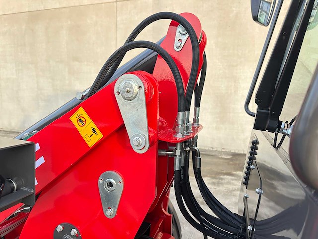 Wolf - 2025 - mini 780h - wiellader - afbeelding 12 van  47