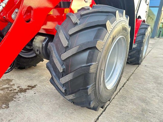 Wolf - 2025 - mini 780h - wiellader - afbeelding 14 van  47