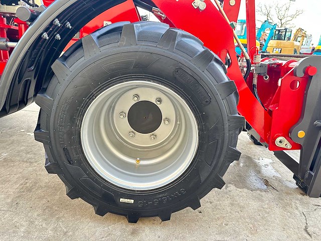 Wolf - 2025 - mini 780h - wiellader - afbeelding 16 van  47