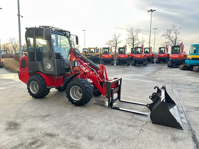 Wolf - 2025 - mini 780h - wiellader - afbeelding 17 van  47