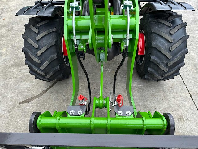 Wolf - 2025 - mini 780t - wiellader - afbeelding 6 van  45