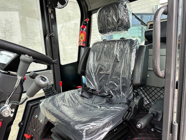 Wolf - 2025 - mini 780t - wiellader - afbeelding 35 van  45