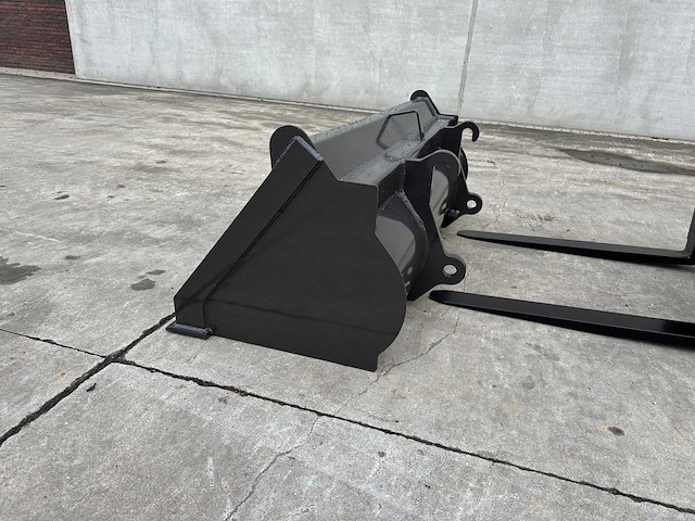 Wolf - 2025 - mini 780t - wiellader - afbeelding 44 van  45