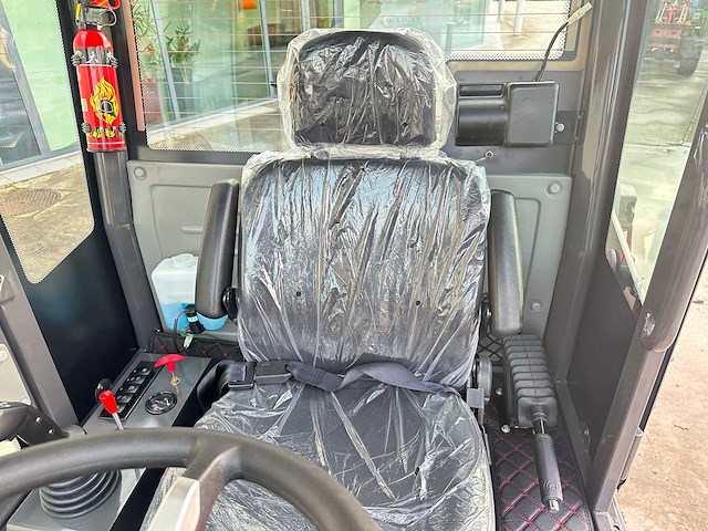 Wolf - 2025 - mini 780t - wolf wiellader - afbeelding 32 van  42