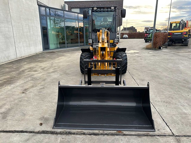 Wolf - 2025 - mini 780tt - wiellader wolf - afbeelding 12 van  53
