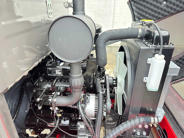 Wolf - 2025 - mini 780tt - wiellader - afbeelding 17 van  47