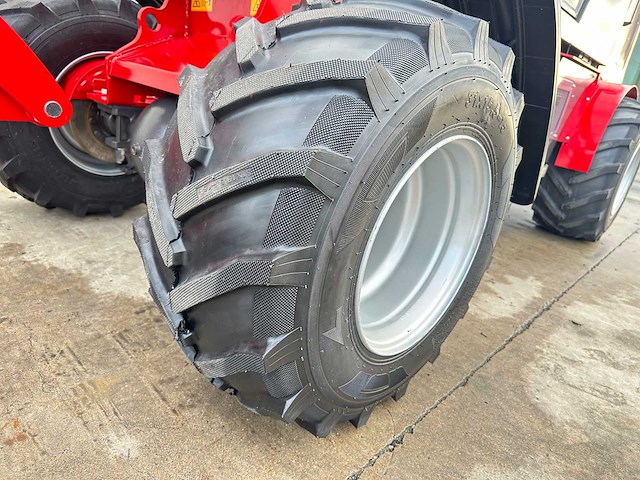 Wolf - 2025 - mini 780tt - wiellader - afbeelding 20 van  47