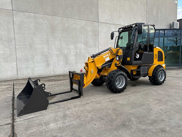 Wolf - 2025 - mini 780tt - wiellader - afbeelding 1 van  53