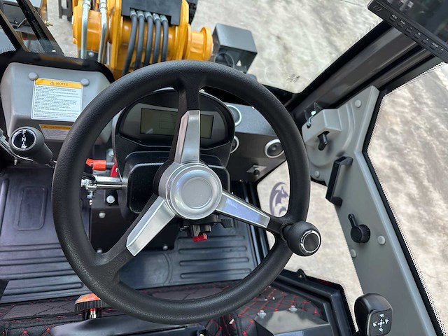 Wolf - 2025 - mini 780tt - wiellader - afbeelding 39 van  53