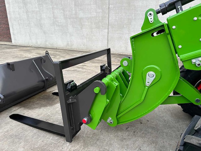 Wolf - 2025 - mini 780tt - wiellader - afbeelding 4 van  30