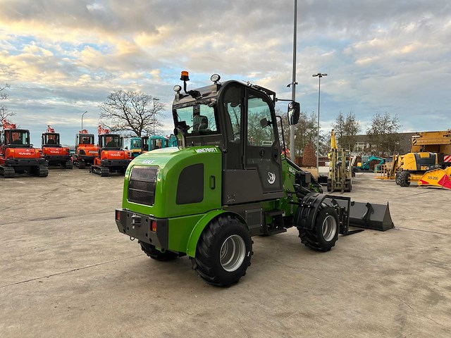 Wolf - 2025 - mini 780tt - wiellader - afbeelding 29 van  30