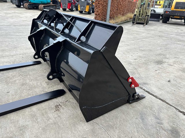 Wolf - 2025 - wl825 - wiellader - afbeelding 2 van  44