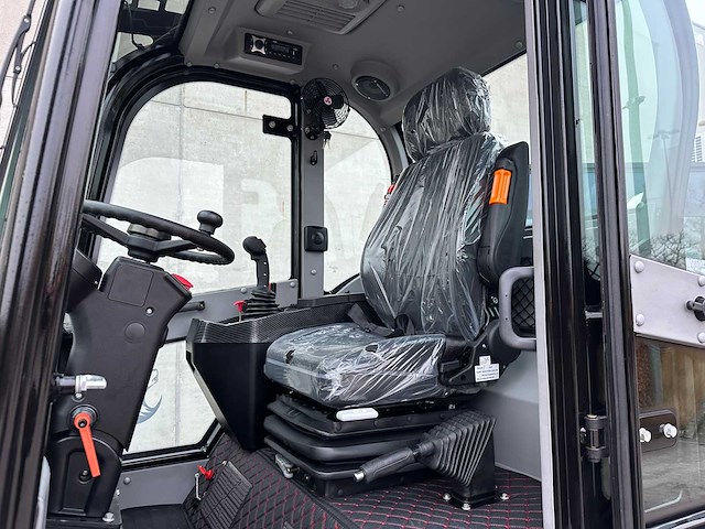 Wolf - 2025 - wl825 - wiellader - afbeelding 29 van  44