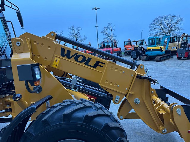 Wolf - 2025 - wl825t - wiellader - afbeelding 10 van  48