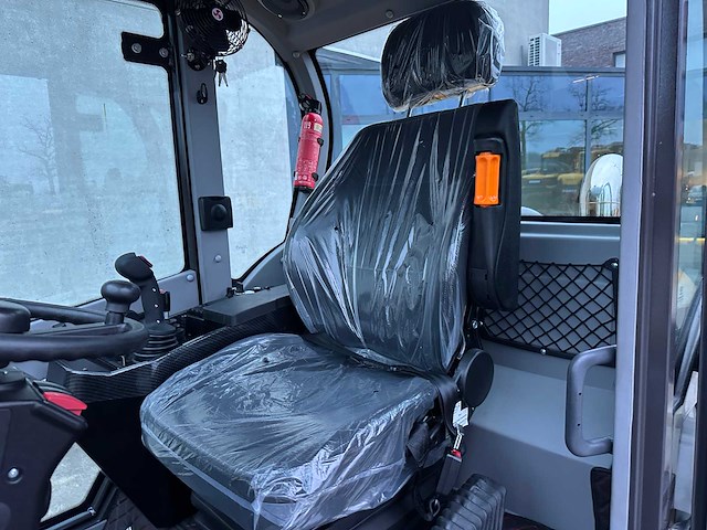 Wolf - 2025 - wl825t - wiellader - afbeelding 37 van  48