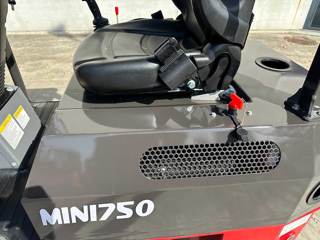 Wolf - 2026 - mini 750 - wiellader - afbeelding 33 van  50
