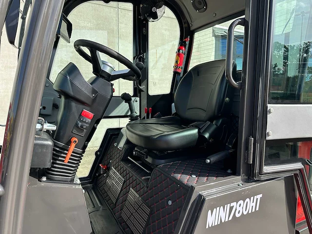 Wolf - 2026 - mini 780 ht - wiellader - afbeelding 25 van  44