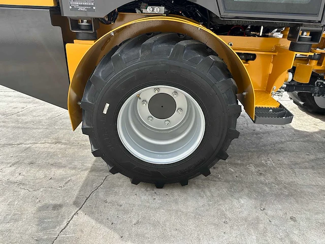 Wolf - 2026 - mini 780ht - wiellader - afbeelding 18 van  46