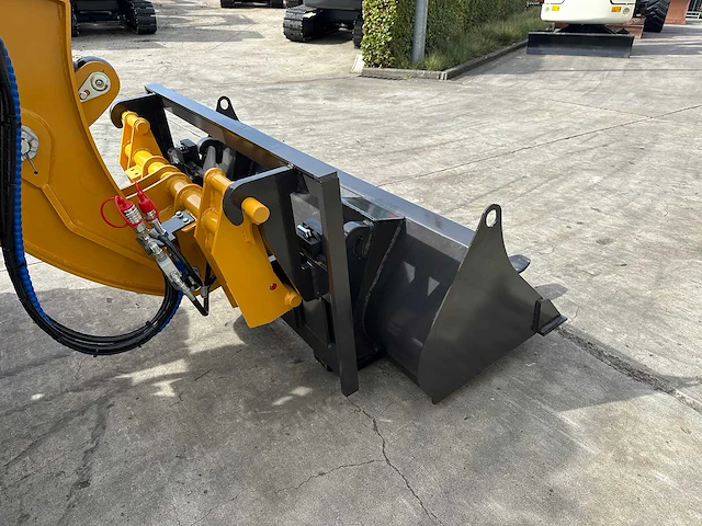 Wolf - 2026 - mini 780ht - wiellader - afbeelding 24 van  46