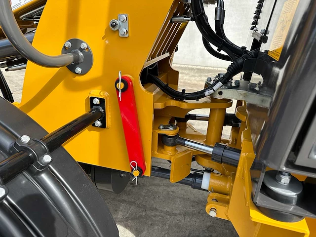 Wolf - 2026 - mini 780ht - wiellader - afbeelding 30 van  46