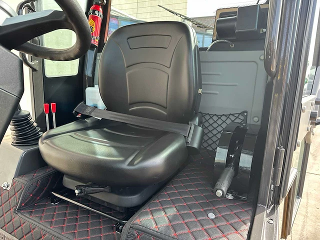 Wolf - 2026 - mini 780ht - wiellader - afbeelding 24 van  46