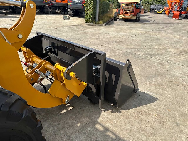 Wolf - 2026 - mini 780t - wiellader - afbeelding 6 van  54