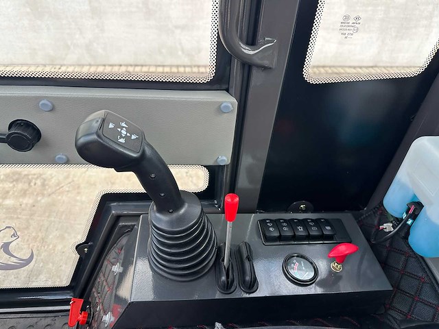 Wolf - 2026 - mini 780t - wiellader - afbeelding 32 van  54
