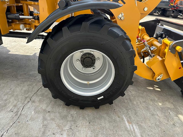 Wolf - 2026 - mini 780t - wiellader - afbeelding 18 van  55