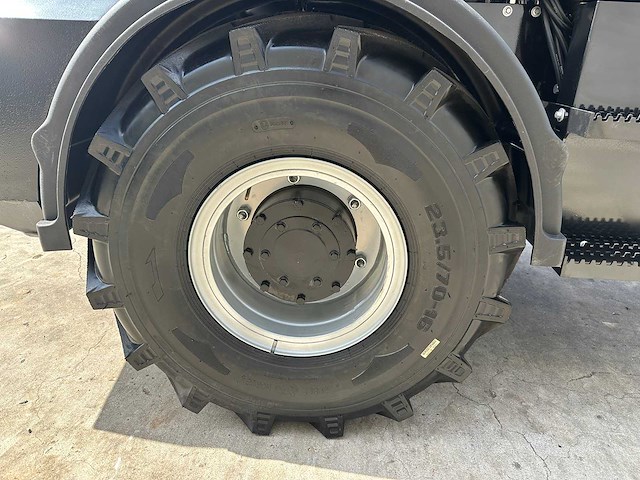 Wolf - 2026 - wl816t - wiellader - afbeelding 1 van  28