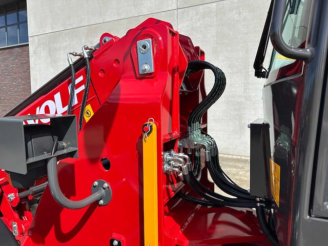 Wolf - 2026 - wl825t - shovel - afbeelding 14 van  51