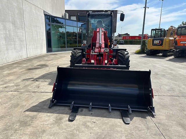 Wolf - 2026 - wl825t - shovel - afbeelding 12 van  48