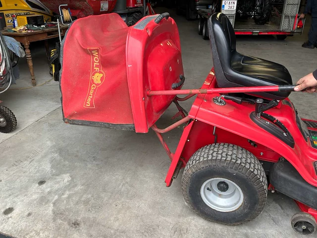 Wolf-garten hydrostatische grasmaaier tractor type maaier - afbeelding 18 van  21