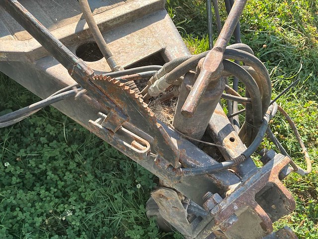 Wolf geisenfeld hop picker trailer met arm - afbeelding 5 van  18