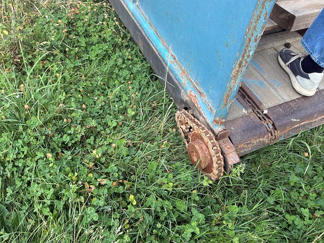 Wolf geisenfeld hop picker trailer met arm - afbeelding 8 van  18