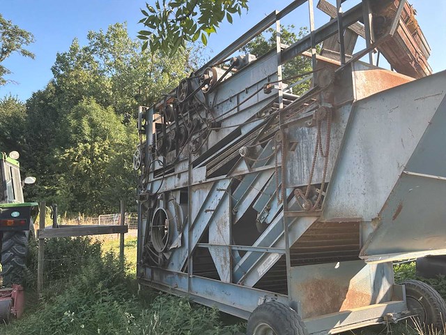 Wolf gewassorteer- en verwerkingsmachine / hopplukker - afbeelding 4 van  19