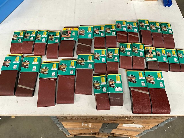 Wolfcraft diverse schuurpapier voor bandschuurmachine (30x) - afbeelding 1 van  9