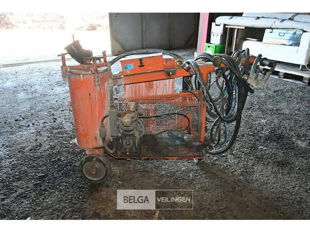 Wolters verfspuitmachine - afbeelding 2 van  9