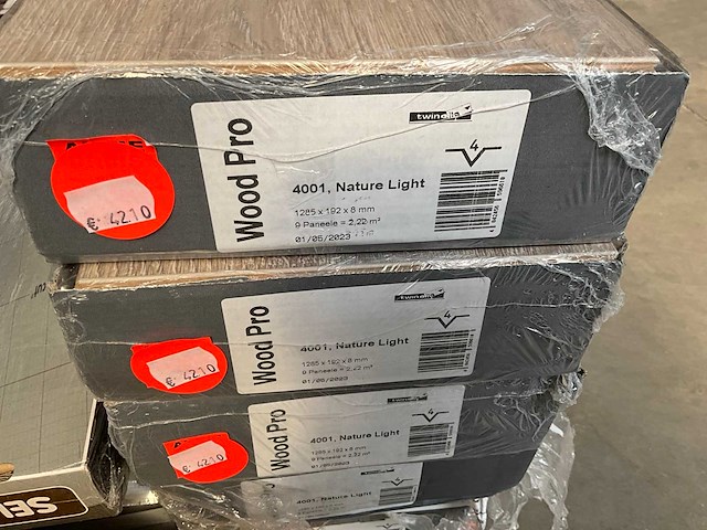 Woodpro 4001 nature light pak laminaatvloer 8mm, 2,22 m2 (6x) - afbeelding 6 van  6