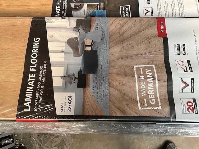 Woodpro max 112 full oak pak laminaatvloer 8mm, 2,487 m2 (11x) - afbeelding 5 van  7