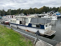Woonboot motorjacht motor fordson major diesel - afbeelding 12 van  24