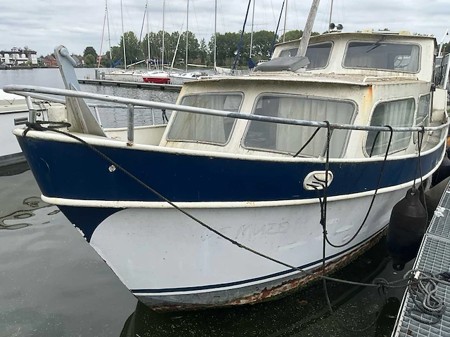 Woonboot motorjacht motor fordson major diesel - afbeelding 22 van  24