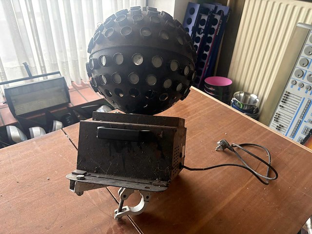 Worldstar - various light equipment - afbeelding 3 van  3