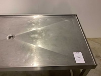 Worstvultafel met afvoer in het midden rvs werktafel - afbeelding 4 van  5