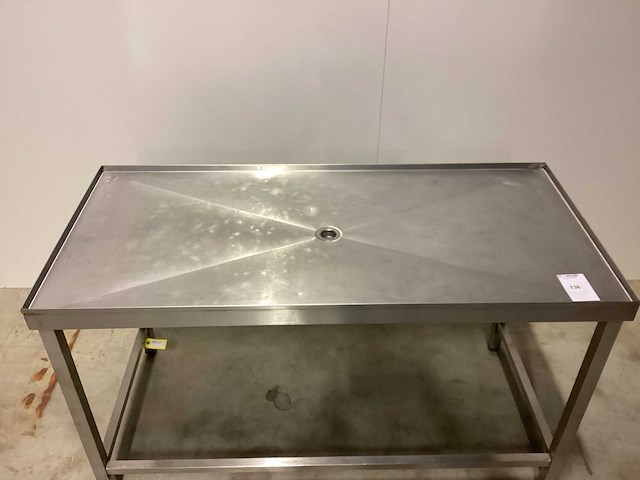 Worstvultafel met afvoer in het midden rvs werktafel - afbeelding 5 van  5