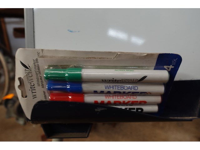 Writeboard met stiften - afbeelding 3 van  6