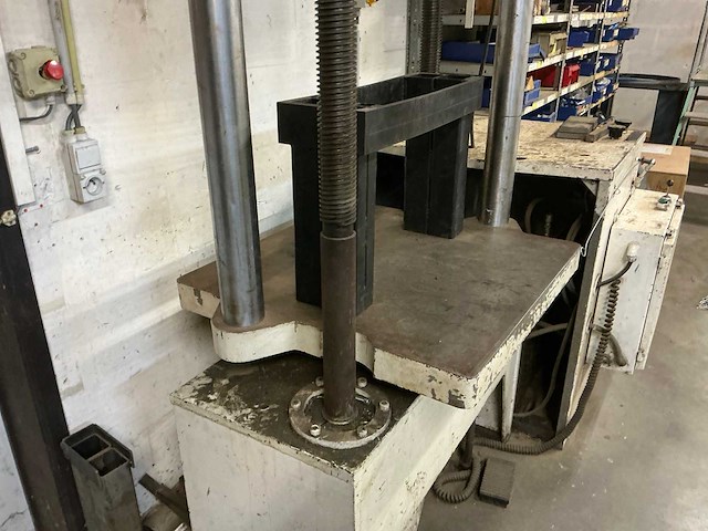Ws baldwin 60bte ii hydraulische pers - afbeelding 12 van  17